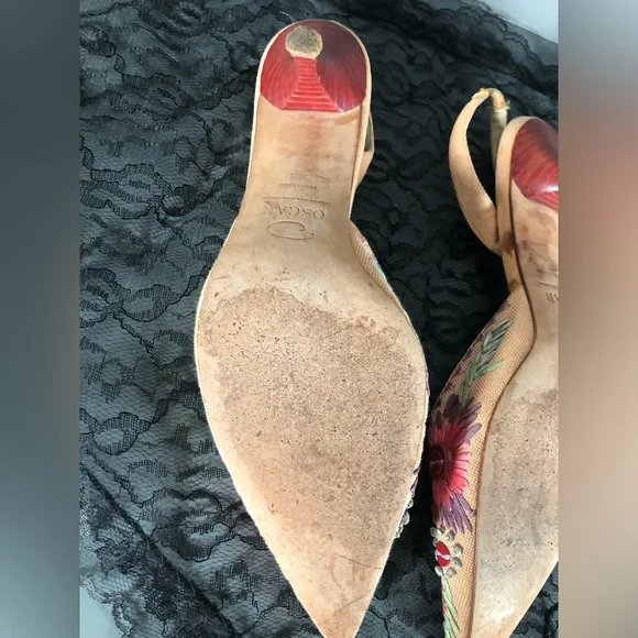 Oscar by Oscar de la Renta embroidered floral sling back kitten heels - Picture 7 of 8